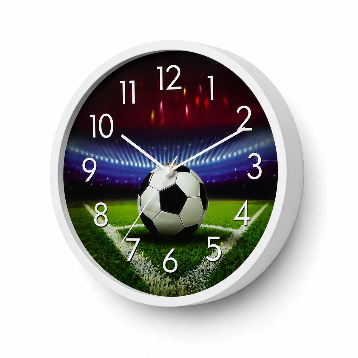 Voetbal Wandklok 30 cm – Klok voor Kinderkamer, Slaapkamer en Woonkamer – Voetbal Design