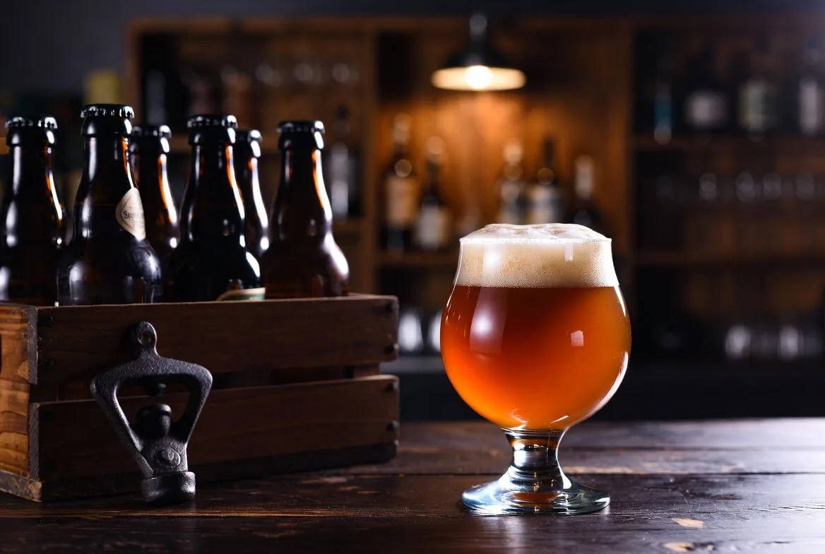 Cadeau voor Bierliefhebber: 10 Originele Ideeën voor 2026