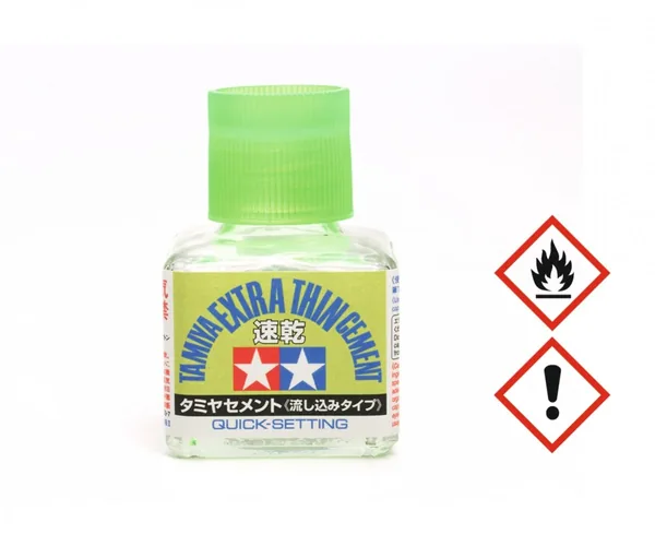 Tamiya Extra Thin Cement lijm van 40 ml met kwastje