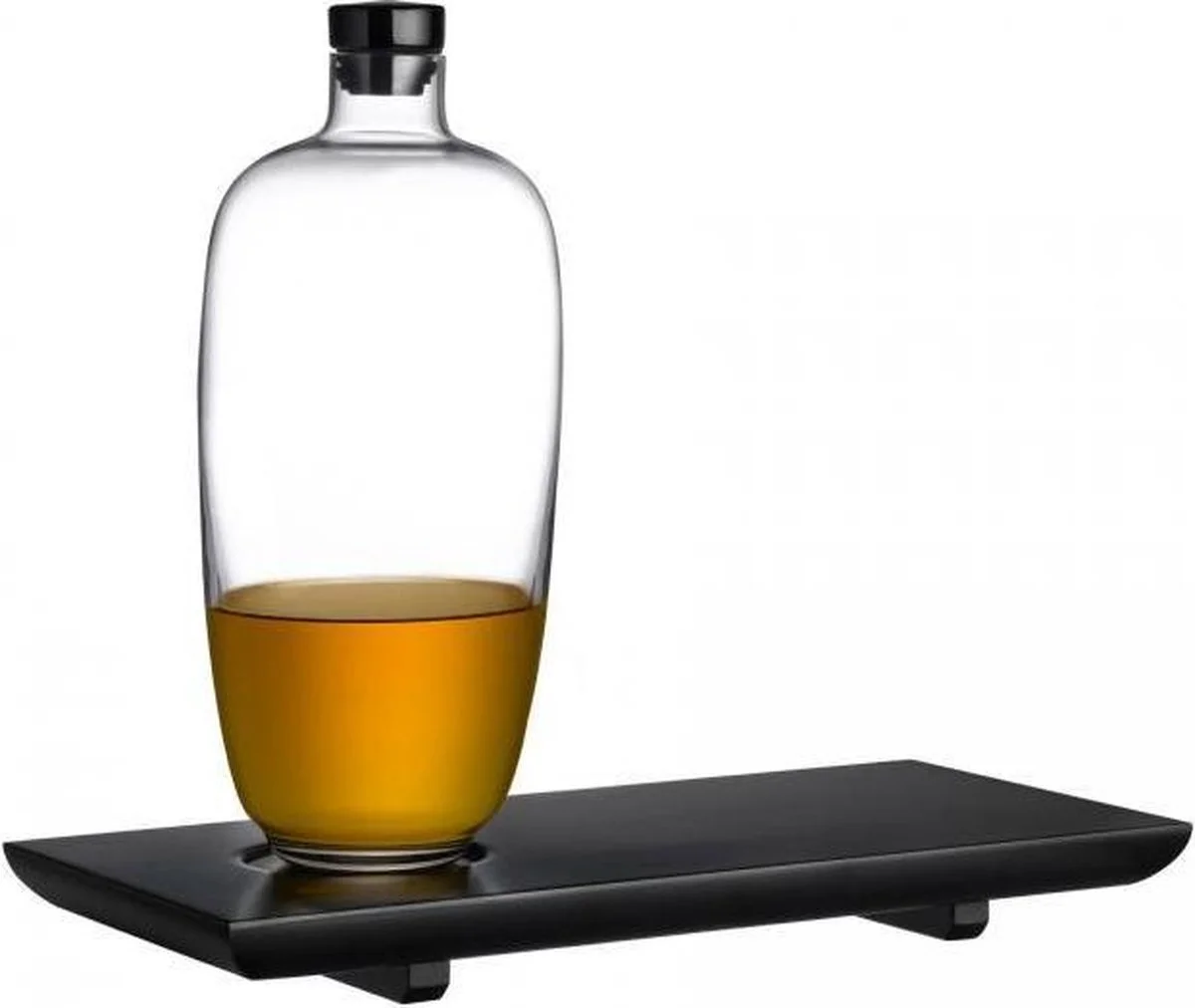 Nude Malt whiskykaraf met houten serveerplank