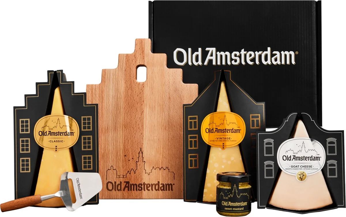kaaspakket met drie kazen als cadeau voor een foodie