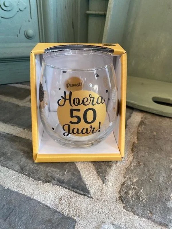 Wijn - water glas / Hoera 50 jaar / Abraham / Sarah / wijnglas / waterglas / leuke tekst / moederdag / vaderda